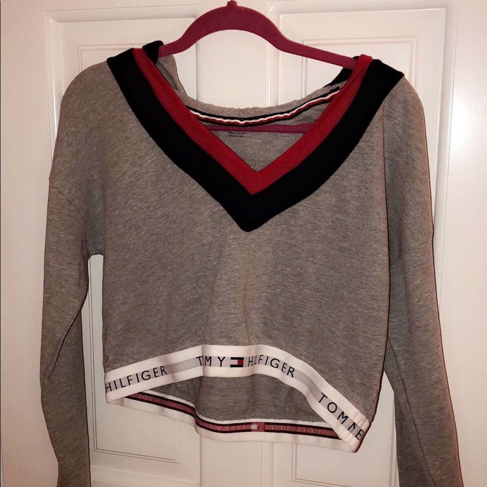 cropped hoodie